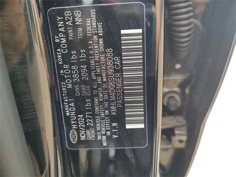 Used 2025 Hyundai Elantra Sport w/ Cargo Package image 36