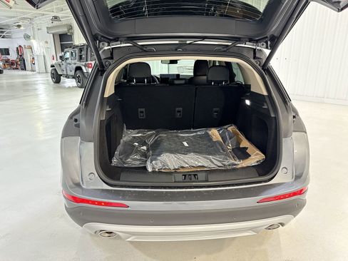 New 2026 Lincoln Corsair Premiere FWD image 27