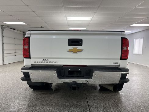 Used 2017 Chevrolet Silverado 3500 LTZ w/ Duramax Plus Package image 31