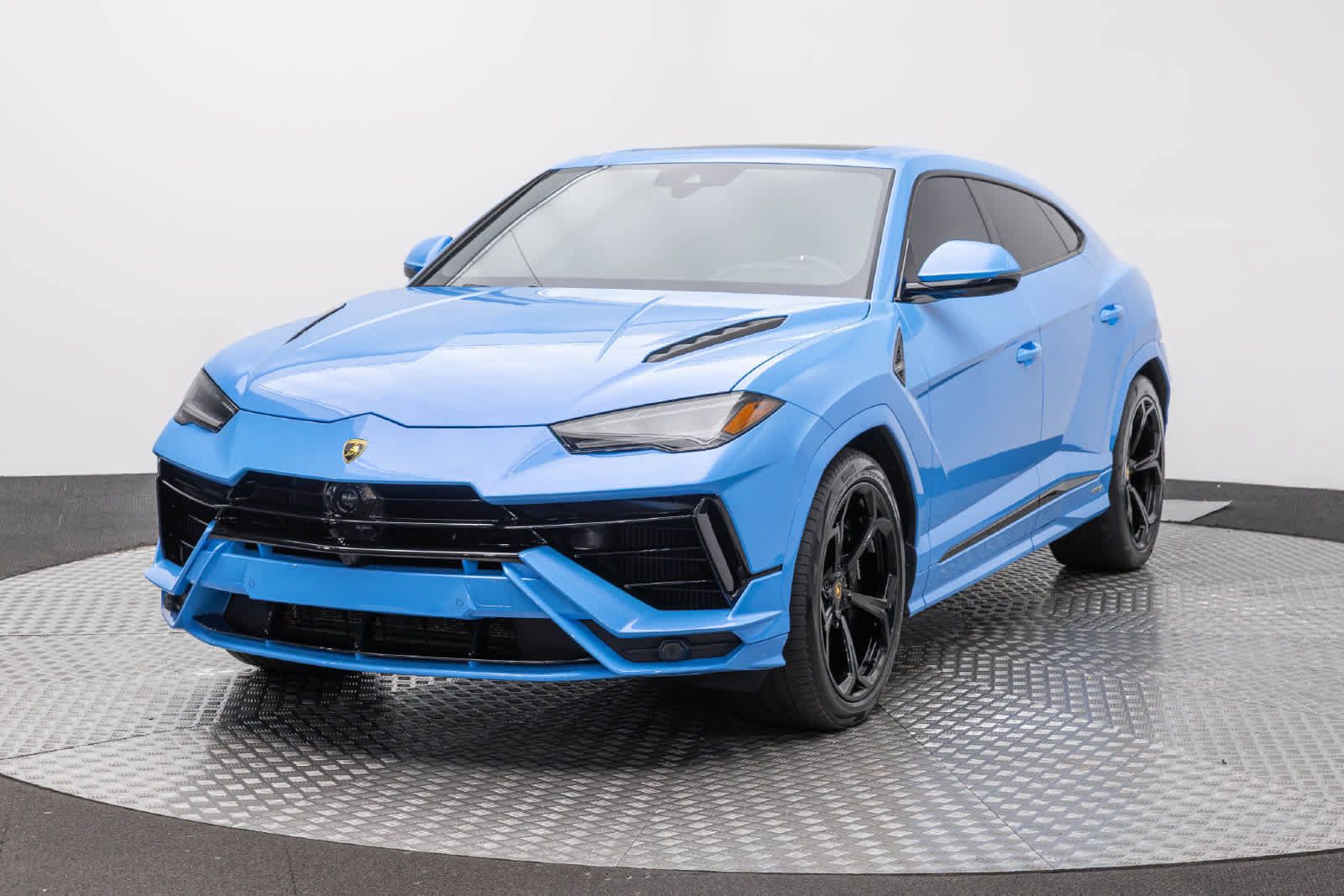 Used 2023 Lamborghini Urus S AWD/4WD image 1