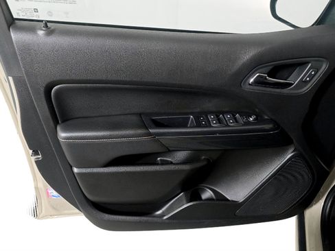 Used 2021 GMC Canyon AT4 image 11