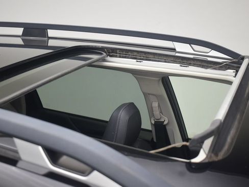 Used 2019 Subaru Forester Touring w/ Popular Package #3 AWD/4WD image 17