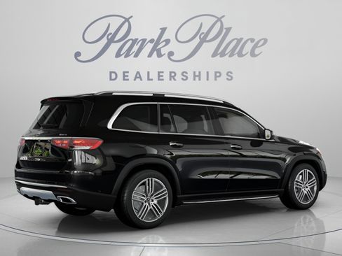 Used 2026 Mercedes-Benz GLS 450 4MATIC image 21