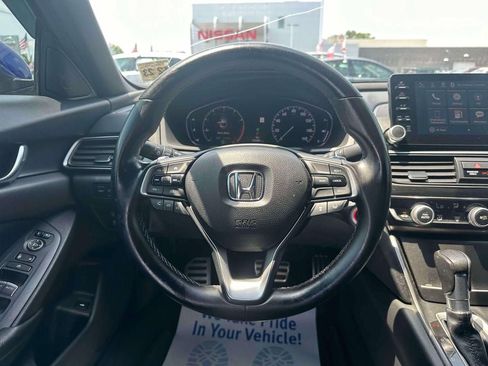 Used 2018 Honda Accord Sport image 13