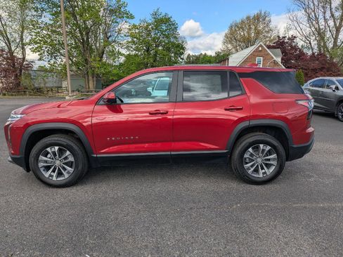 New 2026 Chevrolet Equinox LT w/ Convenience Package II AWD/4WD image 5