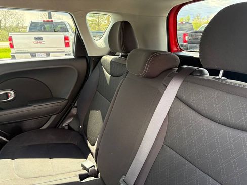 Used 2019 Kia Soul FWD image 15