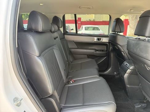 Used 2024 Hyundai Santa Fe SEL FWD image 28