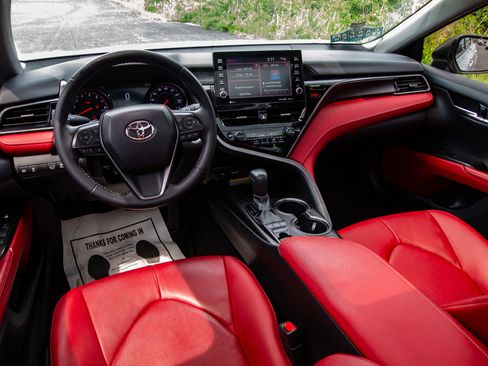Used 2021 Toyota Camry XSE FWD image 22