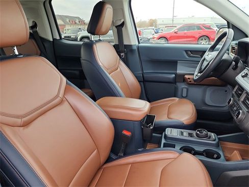 Used 2023 Ford Maverick Lariat w/ Lariat Luxury Package image 19