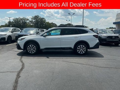 Used 2022 Subaru Outback Premium AWD/4WD image 2