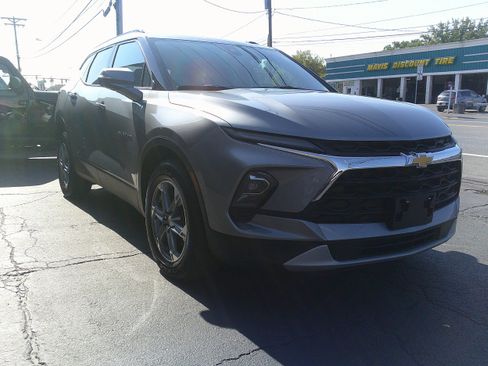 Used 2023 Chevrolet Blazer LT image 8