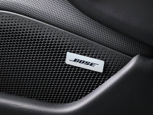 New 2026 Porsche Taycan image 7