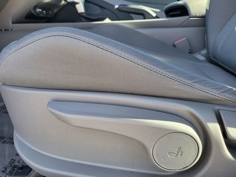 Used 2024 Hyundai Elantra SE image 16