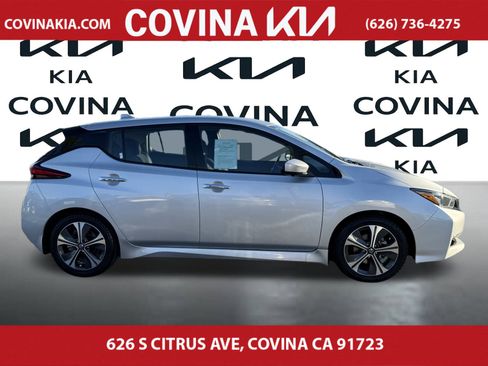 Used 2020 Nissan Leaf SV w/ SV Technology Package image 9