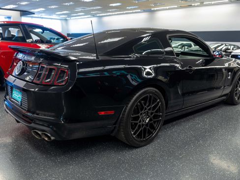 Used 2014 Ford Mustang Shelby GT500 w/ Equipment Group 821A RWD image 5