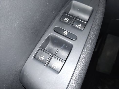 Used 2018 Volkswagen Jetta Wolfsburg Edition FWD image 27