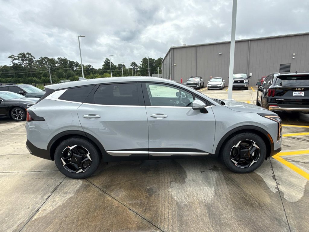 New 2026 Kia Sportage SX FWD image 9