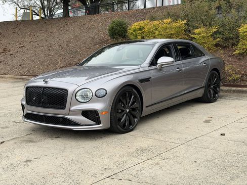 New 2026 Bentley Flying Spur Plug-In Hybrid image 7