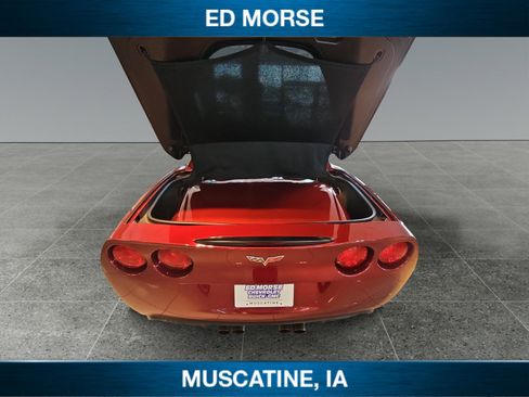 Used 2007 Chevrolet Corvette Coupe w/ Preferred Equipment Group RWD image 18