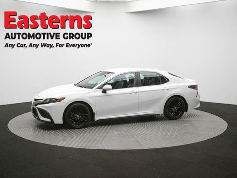 Used 2022 Toyota Camry SE image 56