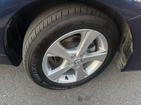 Used 2013 Toyota Corolla LE Special Edition image 31