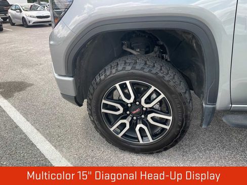 Used 2024 GMC Sierra 1500 AT4 w/ Technology Package AWD/4WD image 9