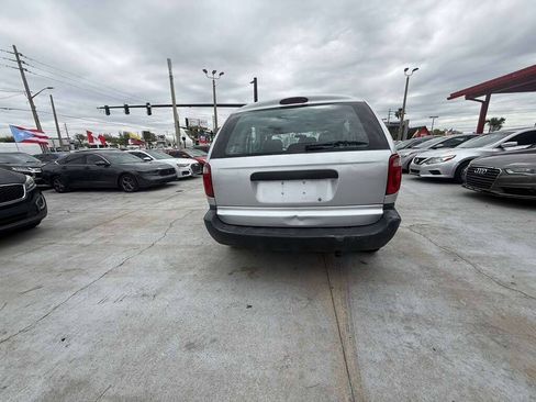 Used 2005 Dodge Caravan SE w/ Popular Equipment Group FWD image 14