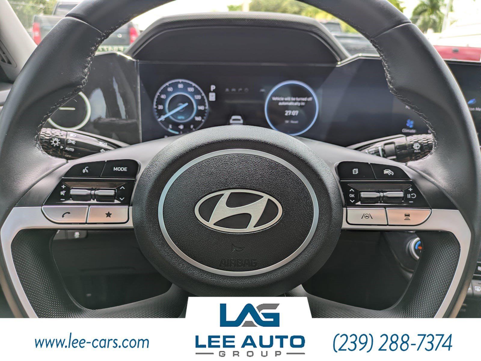 Used 2025 Hyundai Elantra Limited FWD image 21