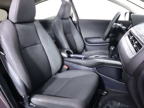 Used 2019 Honda HR-V EX image 35