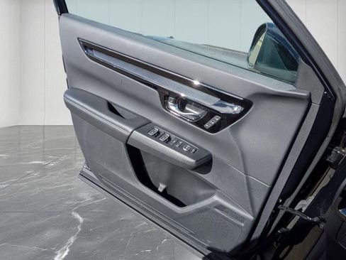 Used 2025 Honda CR-V EX-L image 14