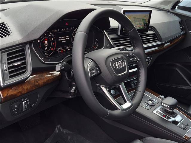Used 2019 Audi Q5 2.0T Premium Plus w/ Premium Plus Package AWD/4WD image 9