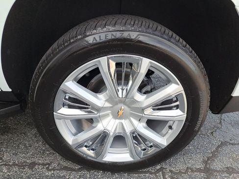Used 2024 Chevrolet Tahoe High Country AWD/4WD image 21