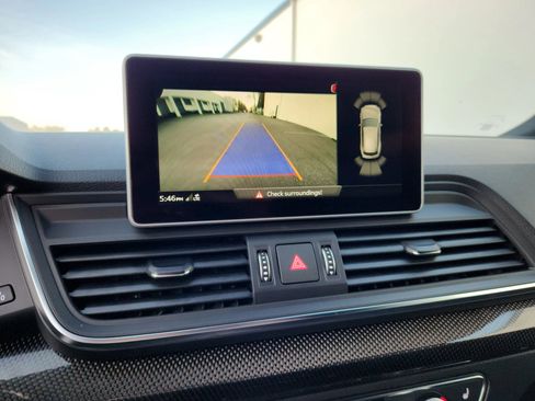 Used 2018 Audi SQ5 Premium Plus w/ Navigation Package image 14