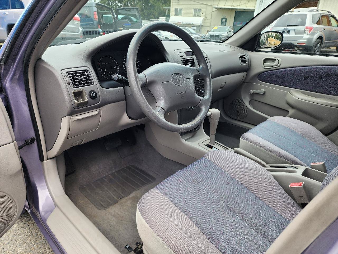 Used 1998 Toyota Corolla FWD image 9
