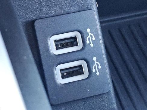 Used 2019 Ford F150 Lariat w/ Equipment Group 502A Luxury image 16