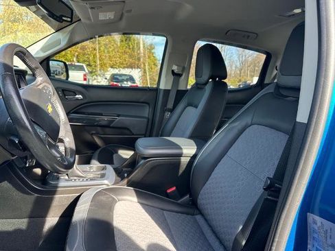 Used 2022 Chevrolet Colorado Z71 image 11