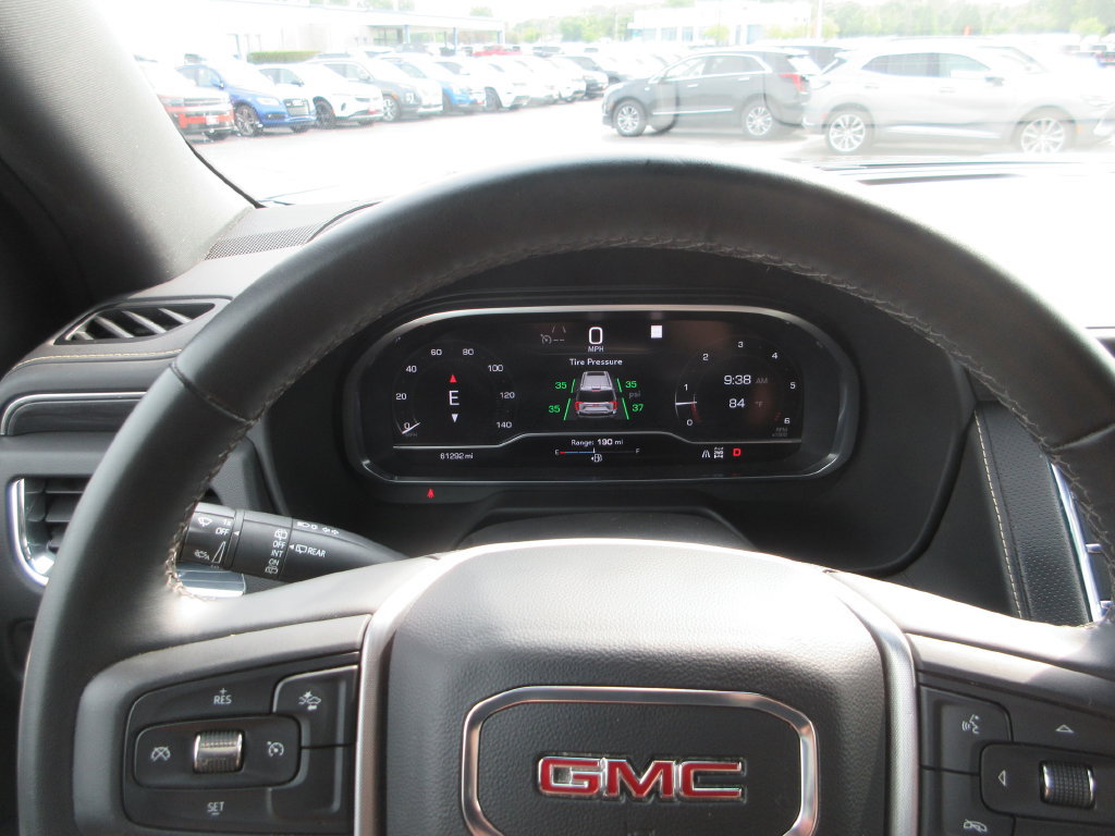 Certified 2023 GMC Yukon XL SLT AWD/4WD image 34
