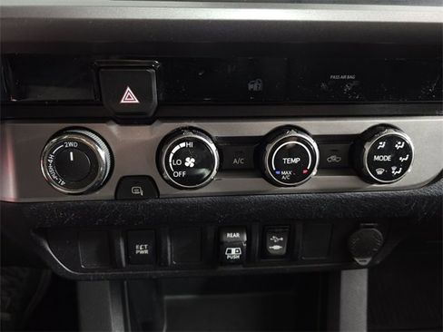 Used 2018 Toyota Tacoma SR5 image 16