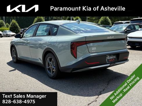New 2026 Kia K4 FWD image 4