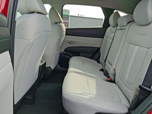 New 2026 Hyundai Tucson SEL image 6