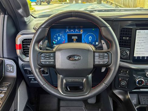 Used 2025 Ford F150 Raptor AWD/4WD image 19