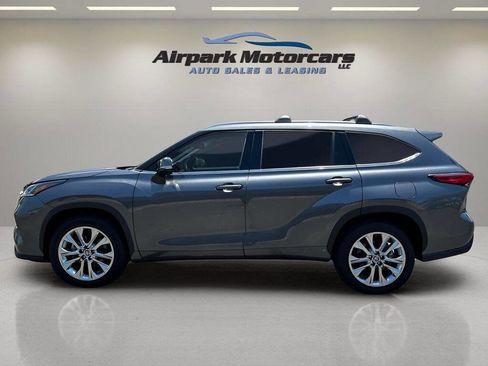 Used 2020 Toyota Highlander Limited image 2