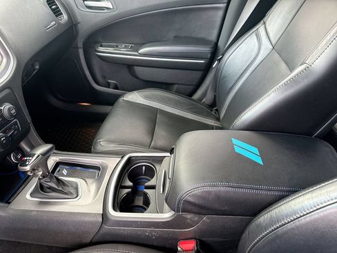 Used 2022 Dodge Charger SXT w/ Leather Interior Group RWD image 25