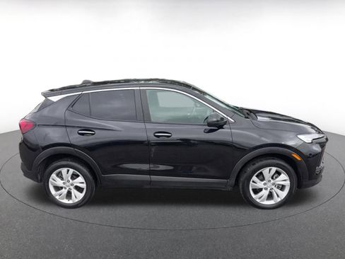Used 2025 Buick Encore GX Preferred AWD/4WD image 16