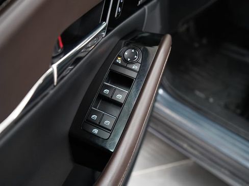 Used 2023 MAZDA CX-30 2.5 Turbo w/ Premium Package image 12