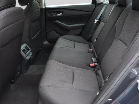 Used 2025 Honda Accord LX image 21