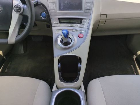 Used 2012 Toyota Prius Two FWD image 18