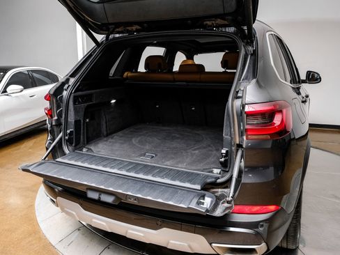 Used 2023 BMW X5 sDrive40i image 57