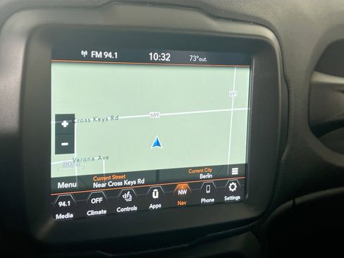 Used 2022 Jeep Renegade Latitude w/ Convenience Group image 13