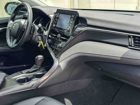 Used 2023 Toyota Camry SE FWD image 20